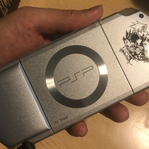 新年特販 限定版 クライシスコア PSP本体セット FF7 携帯用ゲーム本体