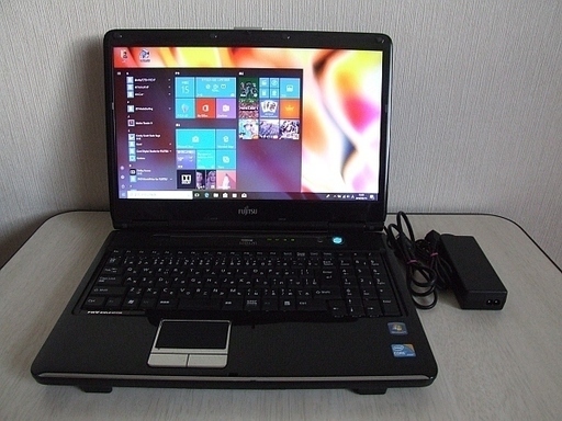 Fujitsu FMV-BIBLO NF/G50 ノートパソコン