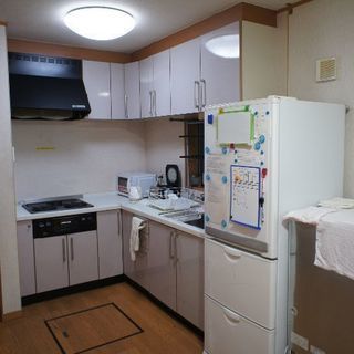鍵、エアコン付きの個室が最安17000円から！ − 東京都