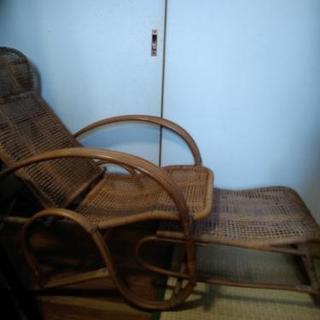 籐椅子　リクライニングチェア