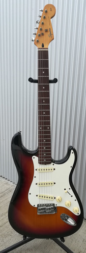 フェンダー スクワイヤー Fender Squier ストラト エレキギター サンバースト ソフトケース付