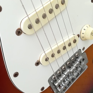 フェンダー スクワイヤー Fender Squier ストラト エレキギター サン 