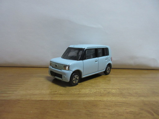 絶版トミカ 33 8 ダイハツ ムーヴコンテ ミニカー博士 三河島のミニカーの中古あげます 譲ります ジモティーで不用品の処分 絶版トミカ 33 8 ダイハツ ムーヴコンテ ミニカー博士 三河島のミニカーの中古あげます 譲ります ジモティーで不用品の処分