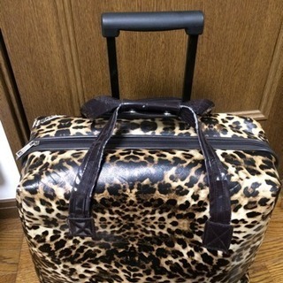 旅行鞄 スーツケース
