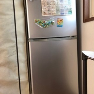【半額に値下げ】三洋電機 ２ドア冷凍冷蔵庫 137Ｌ