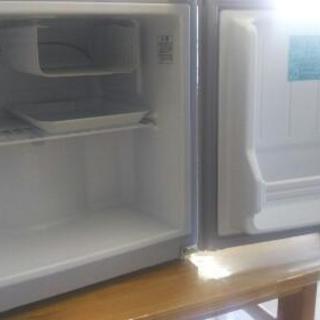 美品、コンパクト冷蔵、冷凍庫