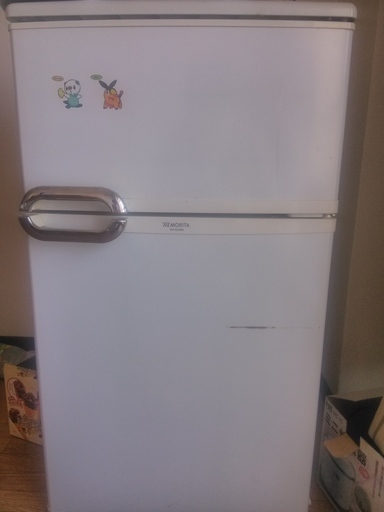 【至急】森田電工2009年産２ドア冷蔵庫1500円　内容積88L（冷蔵60L冷凍28L）