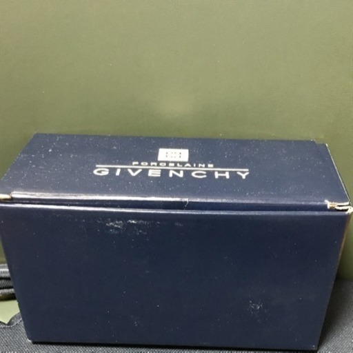 GIVENCHYマグカップ