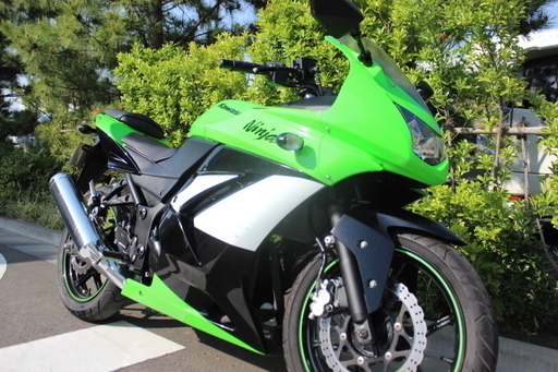 KAWASAKI 【NINJA ZX-25R SE】とウィンターフェア | 中古・新車バイク