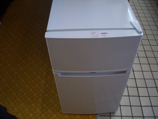 ☆高く買取るゾウ　八幡西店☆【直接引取限定】ハイアール　冷蔵庫　85L 　2015年製　コンパクトサイズです！