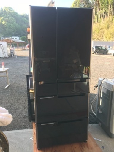 HITACHI 6ドア冷蔵庫600Ｌ☆大容量