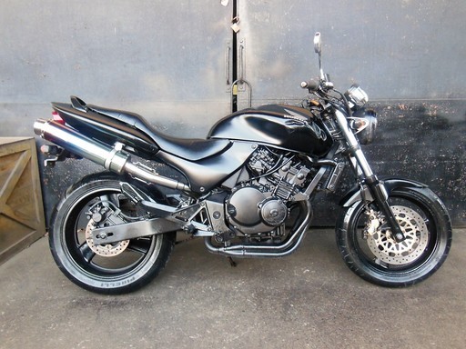 Hondahornet ホーネット２５０ ブラック仕様 カスタムセル始動 すぐ乗り出せます Blackwolf 八千代台のホンダの中古あげます 譲ります ジモティーで不用品の処分