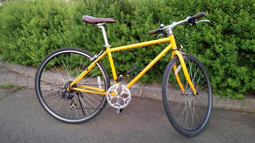 クロスバイクのご紹介です。