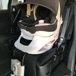 エールベベ  チャイルドシート