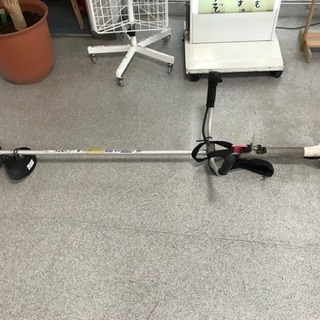 龍ケ崎市内1F敷地前渡し限定配達無料‼︎コマツ ゼノア肩掛け草刈り機(草払機)BC2211