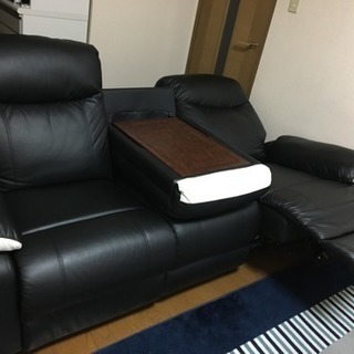 リクライニング付き3人掛けソファ
