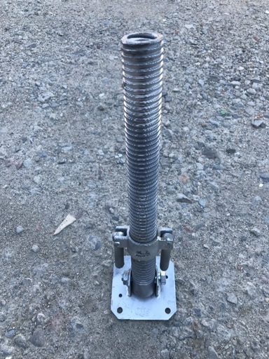 仮設足場資材単管ジャッキベース自在 新品 １本単価１ ５００円税別 単管足場用 在庫数量多数あり ブラケット ねがらみとアンチもあり Chuuken123 磯城のその他の中古あげます 譲ります ジモティーで不用品の処分