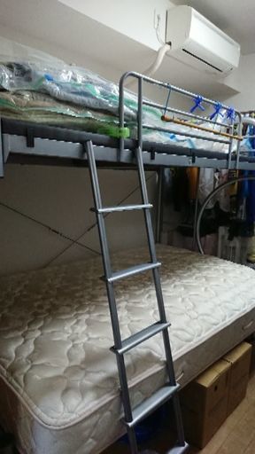 二段ベッド