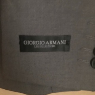 アルマーニコレッツオーニ センターベンツ2ボタン