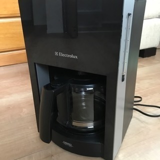 コーヒーメーカー Electrolux NERO series