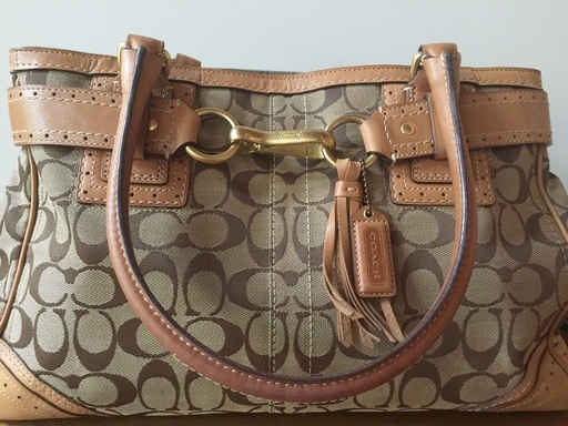 COACHのバッグ2つ