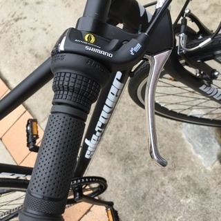 【新車】特価クロスバイク 人気のブラック