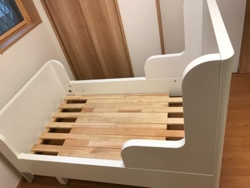 IKEA 伸縮ベッド