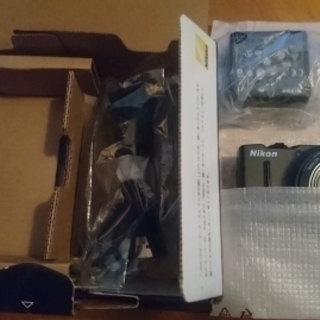 Nikon COOLPIX S8200 14倍ズーム&フルHD動画 極美品デジタルカメラ!!