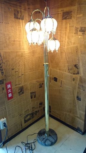 ピンクの可愛い照明器具