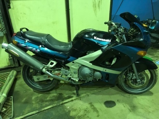 お買い上げ頂きました！ありがとうございました。カワサキ ZZR400 N型