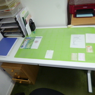 机　120×60㎝　勉強部屋、事務所、両方で使えます。
