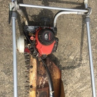 お茶刈機