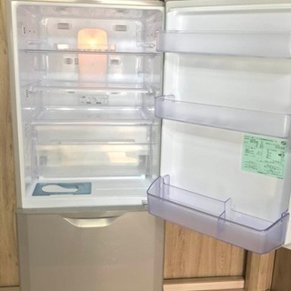 ★ MITSUBISHI 3ドア 331L冷凍冷蔵庫 コンパクトで収納たっぷり♪
