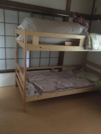 ベッド2台