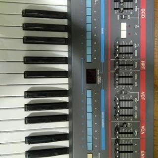 Roland JUNO-106