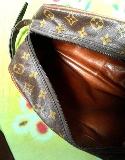 値下中!ルイヴィトン Louis Vuitton ショルダーバッグ 斜めがけ 値下中!ルイヴィトン Louis Vuitton ショルダーバッグ 斜めがけ