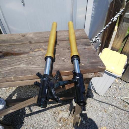 ホンダ グロム125ccフロントフォーク2本 赤いダルマ 小波瀬西工大前の服 ファッションの中古 古着あげます 譲ります ジモティーで不用品の処分