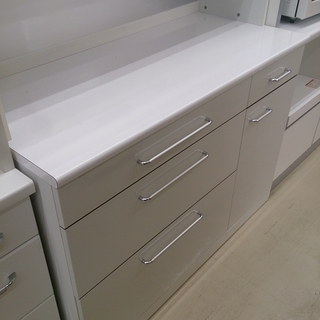 【値下げしました】福岡 糸島 唐津 2面食器棚 120幅 参考上代120,000円 27-08