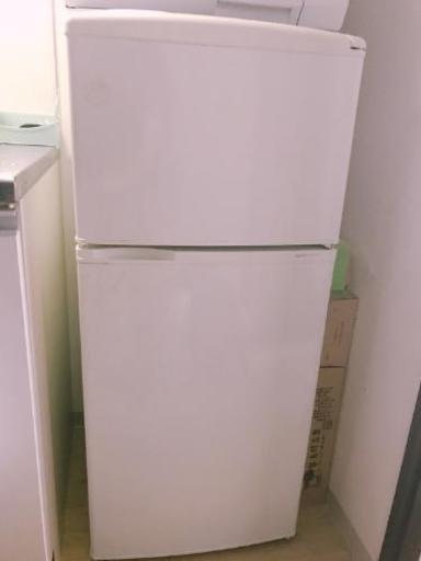 冷蔵庫、洗濯機、電子レンジ三点セット