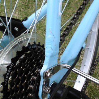 売り切れ受付終了チョイキズ新車ROADMARK　RB700クロスバイク　アルミフレーム