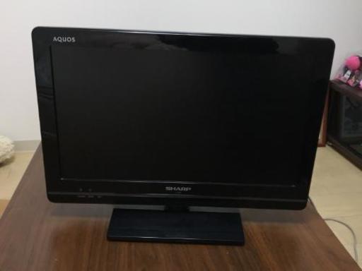 19型テレビ   SHARP AQUOS