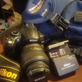 中古ニコン Nikon D5000 +18-55mm VR レン...