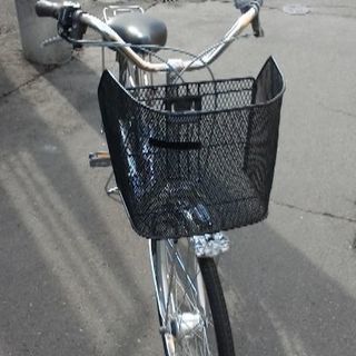 値下げ！！パンクしない26インチ comodo 自転車 オートライト 六段切替