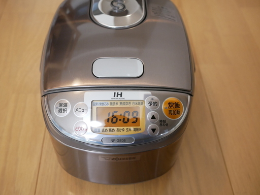 【美品 高級 IH炊飯器】 象印 極め炊き NP-GE-05-XJ 定価31,500円⇒2,000円で譲ります