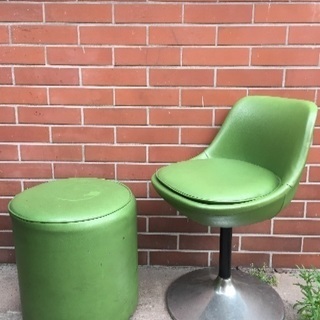 お店で使用していた椅子