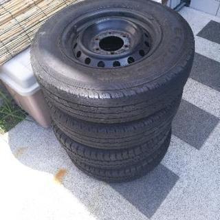 ハイエース純正ホイール