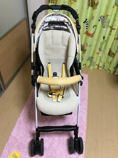 アップリカ  ラクーナビッテ  ベビーカー