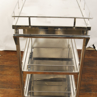 ステンレス　ワゴン　医療用　引出し3個　3段　両方手すり付き　車輪付　カート　作業台　病院　アントレ