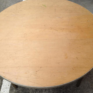 コクヨ　作業台　テーブル　90×90　高さ70