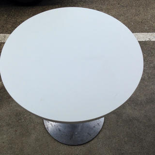 テーブル　シンプル　白　ホワイト　60×60　　高さ70
